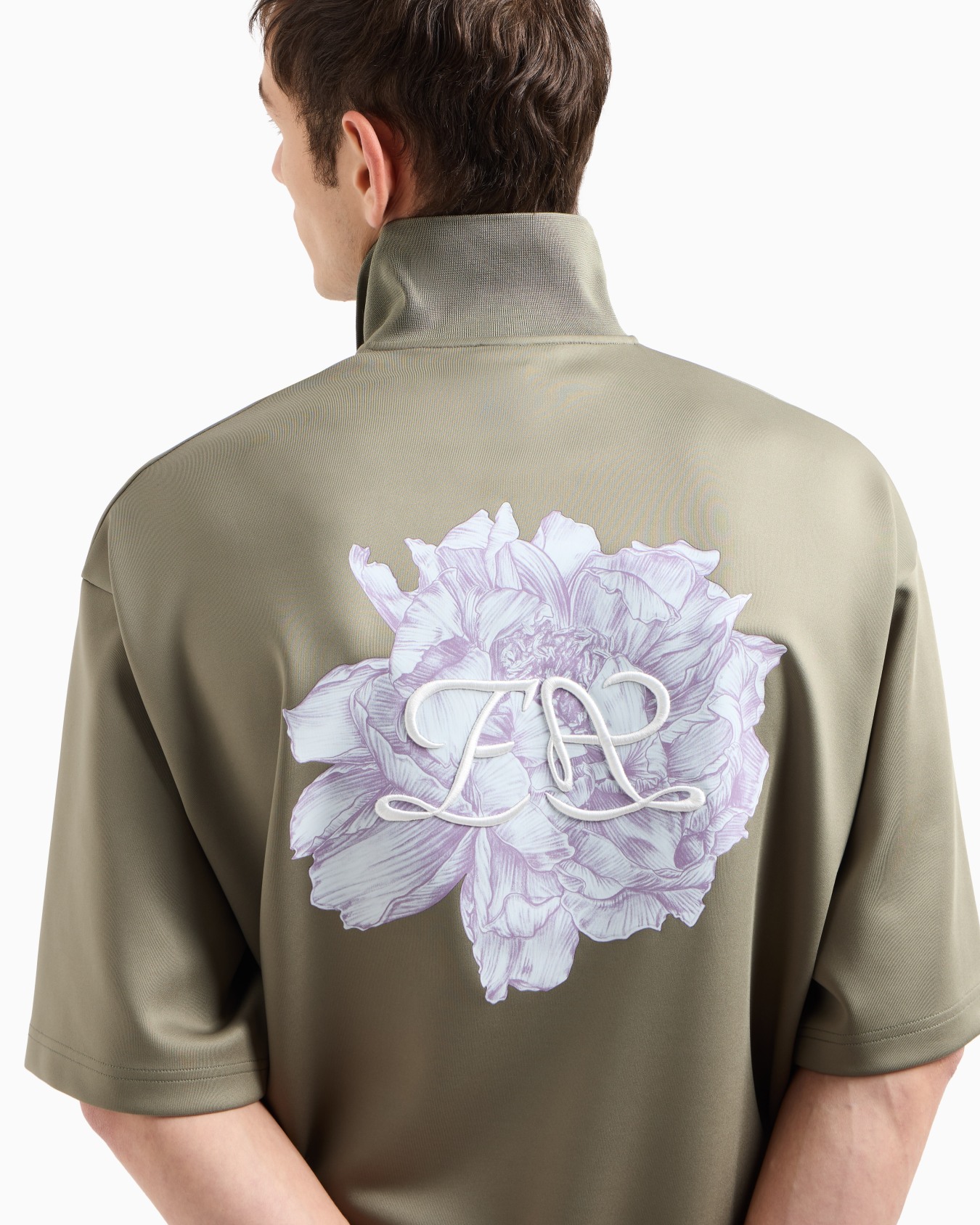 Short-sleeved jersey sweatshirt with a polo-shirt collar and oversized flower Slide 4