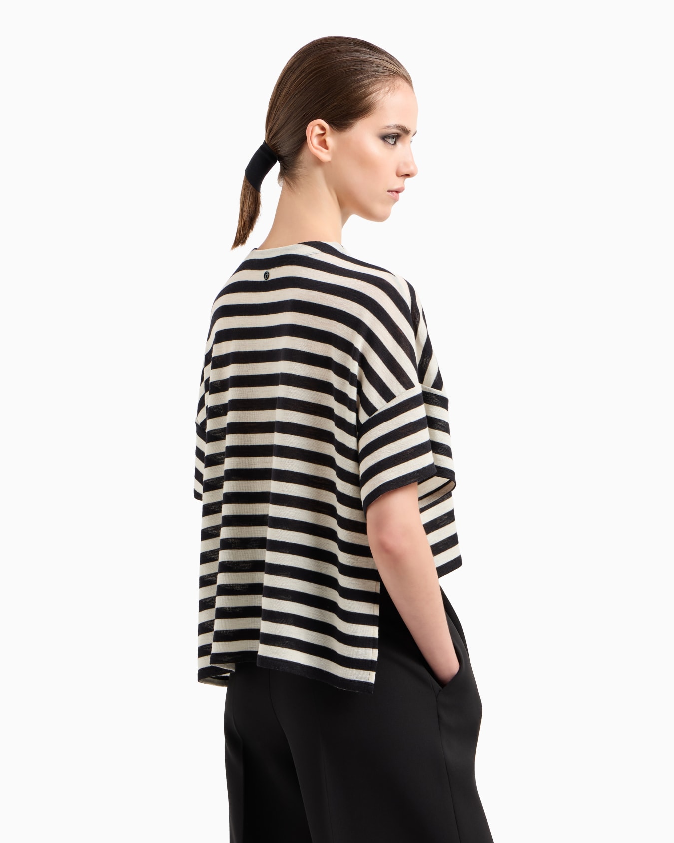 クロップドTシャツ バージンウール ストライプ スライドする 1