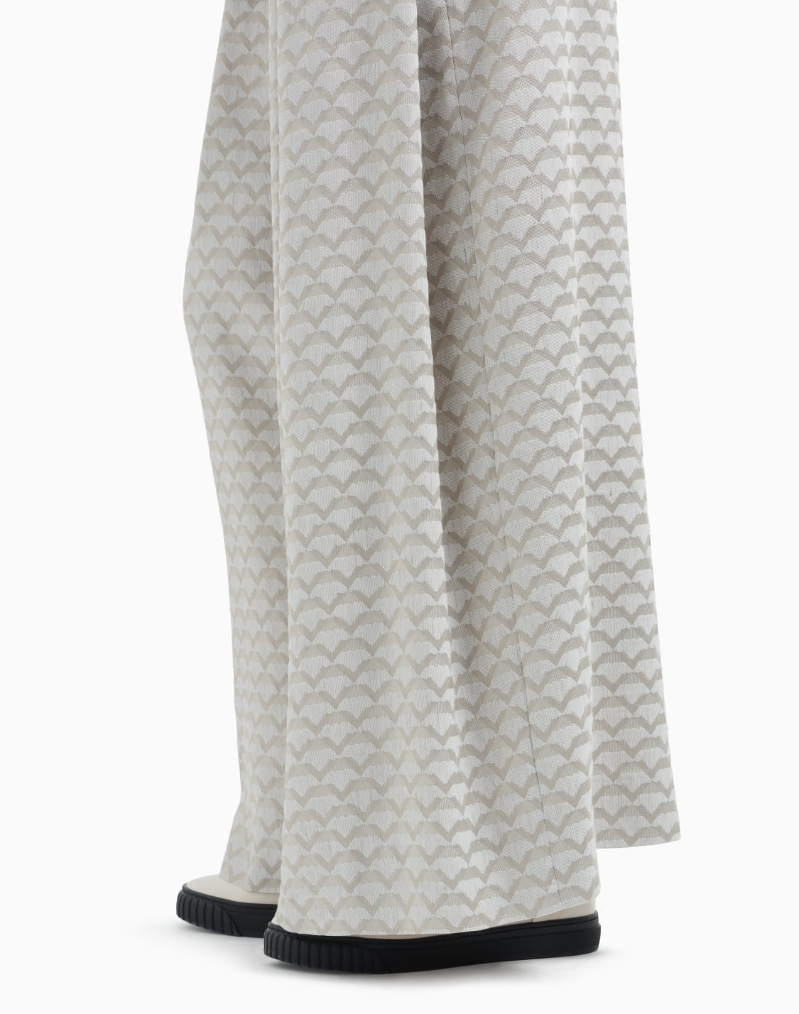 palazzo-trousers-beige--emporio-armani