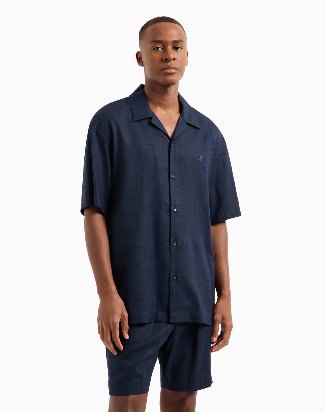 beachwear-hemd-aus-leinengemisch-marineblau--emporio-armani