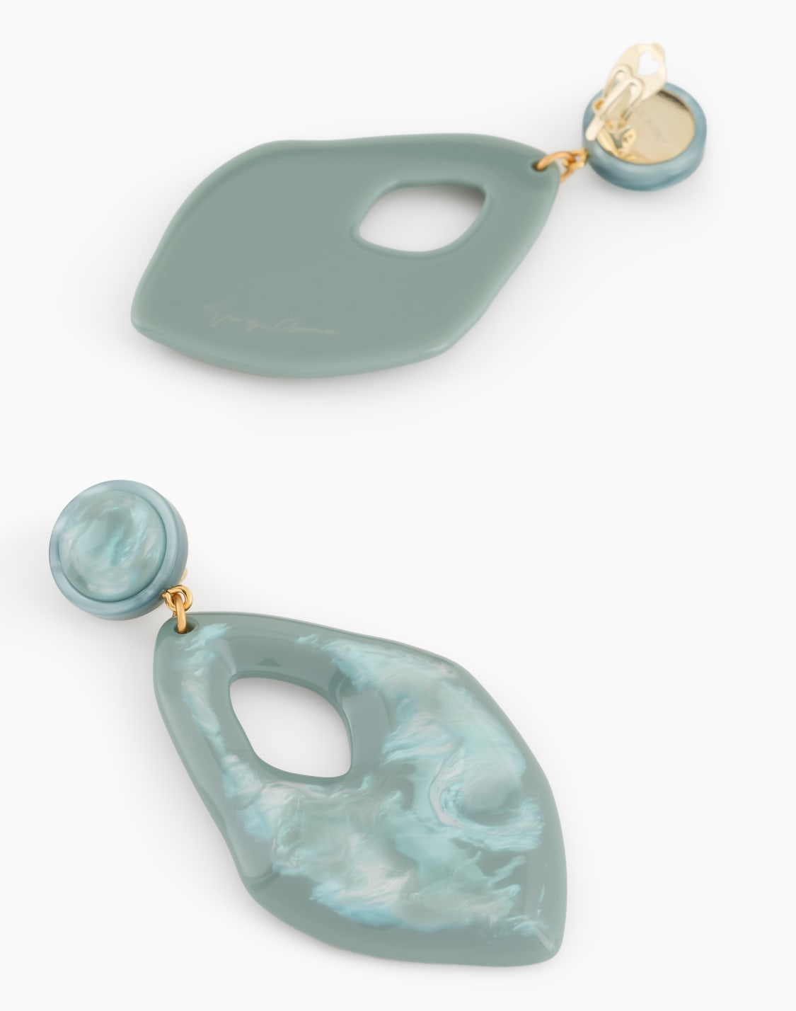 mother-of-pearl-effect-clip-on-pendant-earrings-green--giorgio-armani