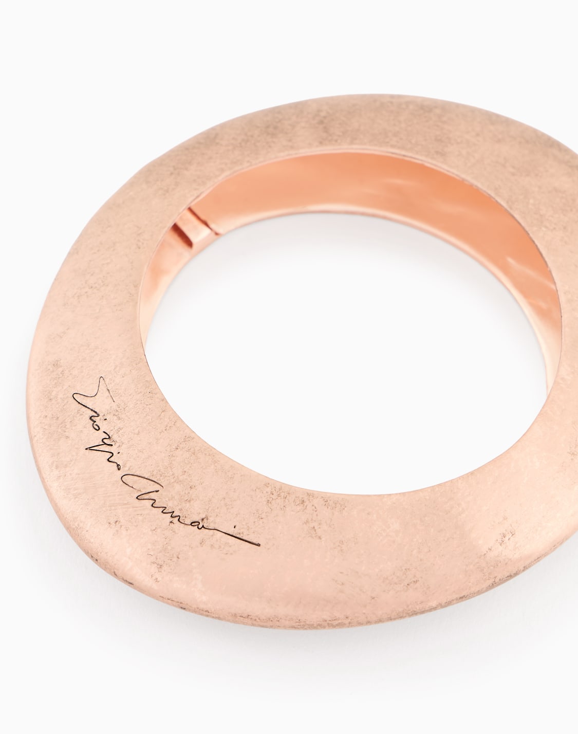 brass-bangle-pink--giorgio-armani