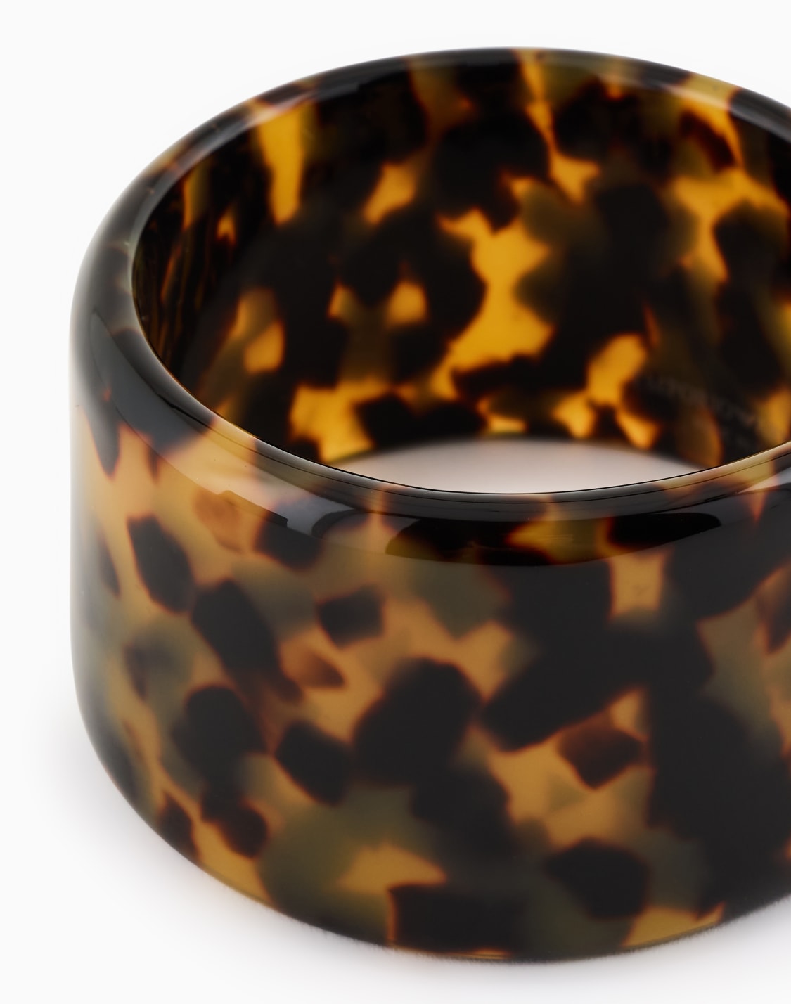 tortoiseshell-bangle-beige--emporio-armani