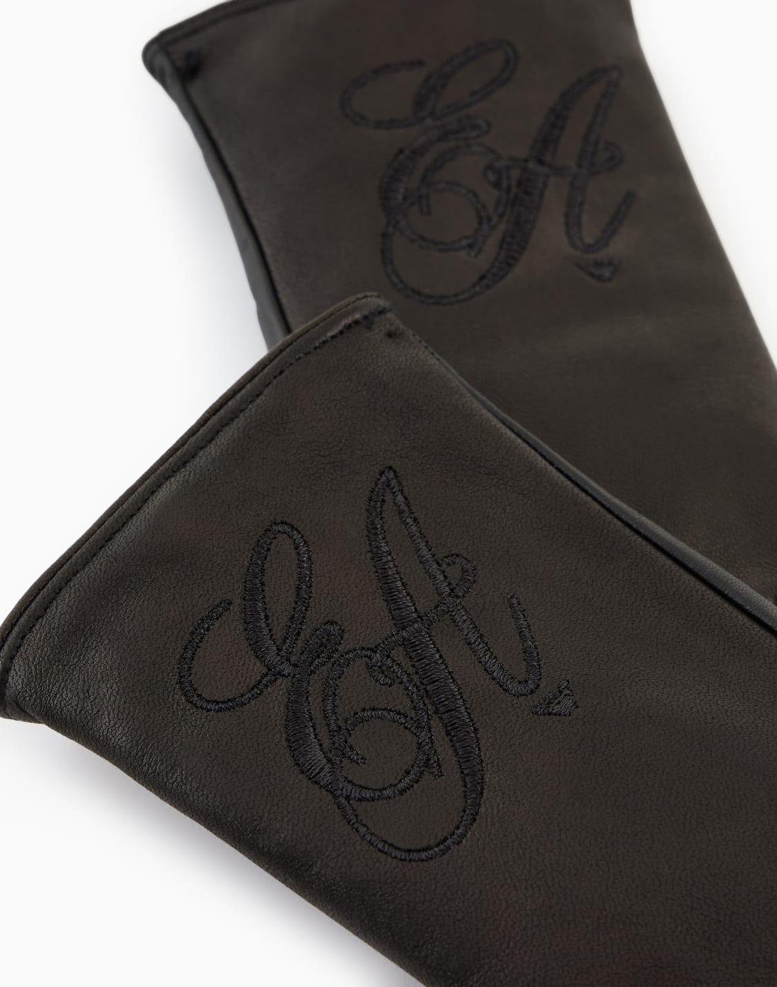 nappa-leather-touch-screen-gloves-with-ea-signature-logo-embroidery-black--emporio-armani