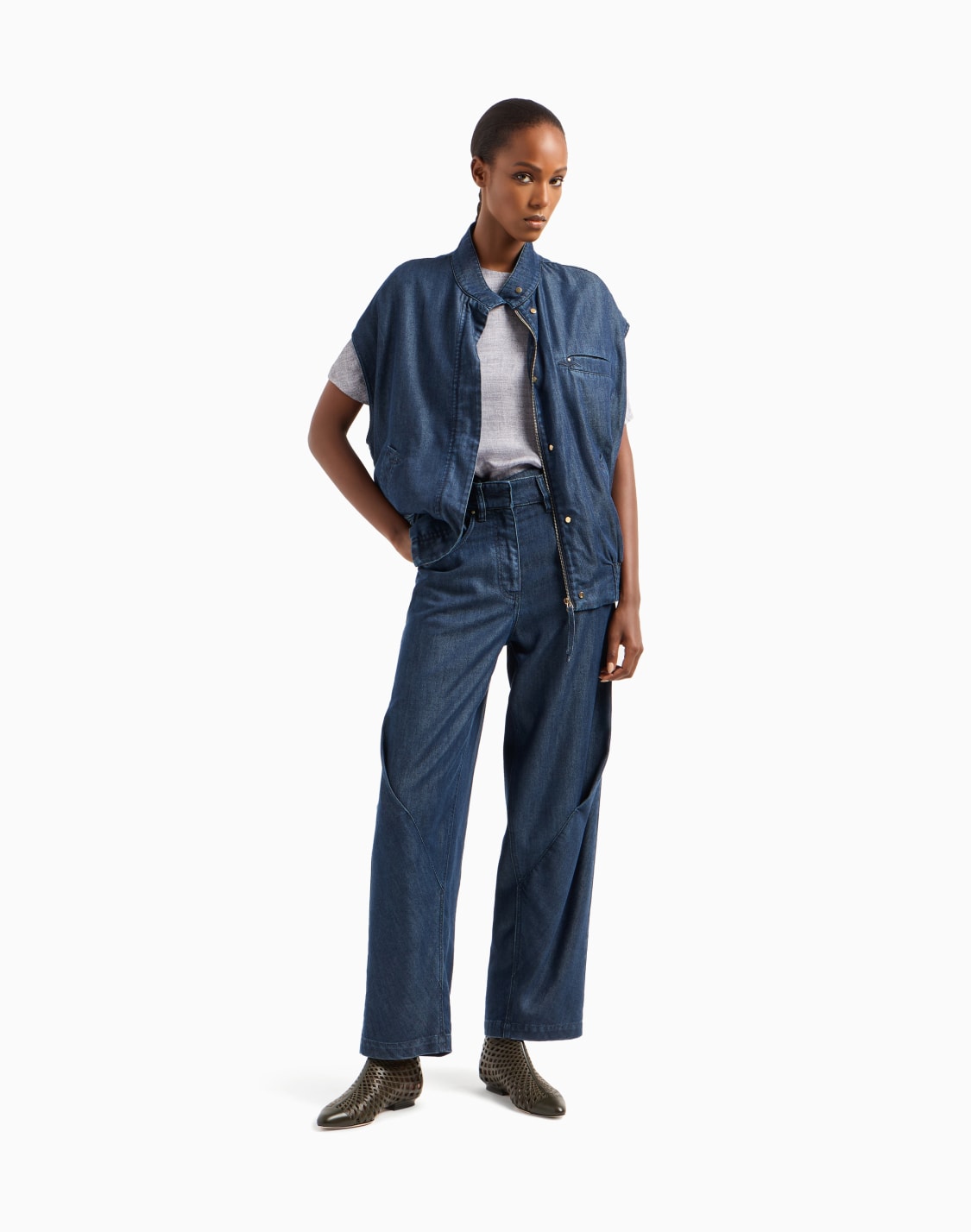 blusa-de-cuello-redondo-de-charms-de-seda-con-estampado-jaspeado-azul--giorgio-armani
