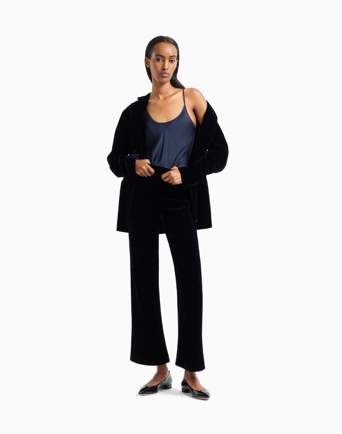 cropped-trousers-in-velvet-blue--giorgio-armani