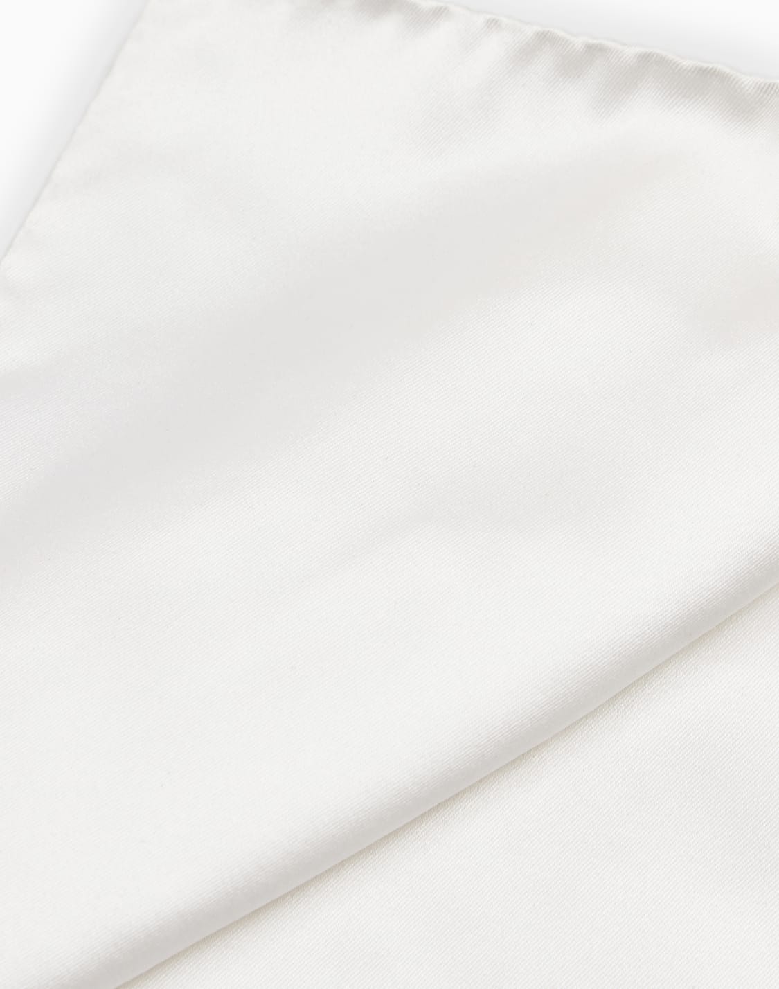 silk-pocket-square-white--giorgio-armani