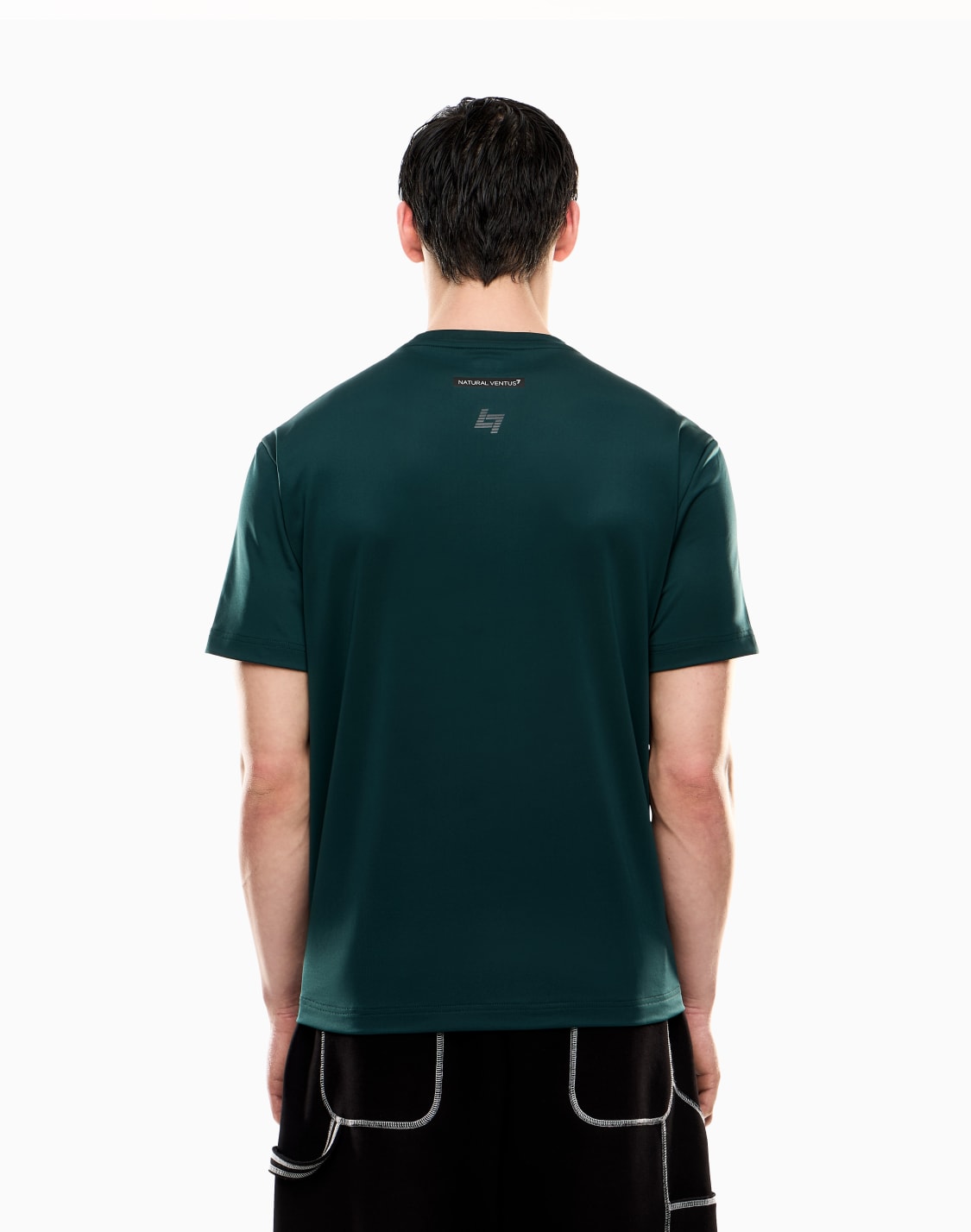 dynamic-athlete-crew-neck-t-shirt-in-natural-ventus7-technical-fabric-green--ea7