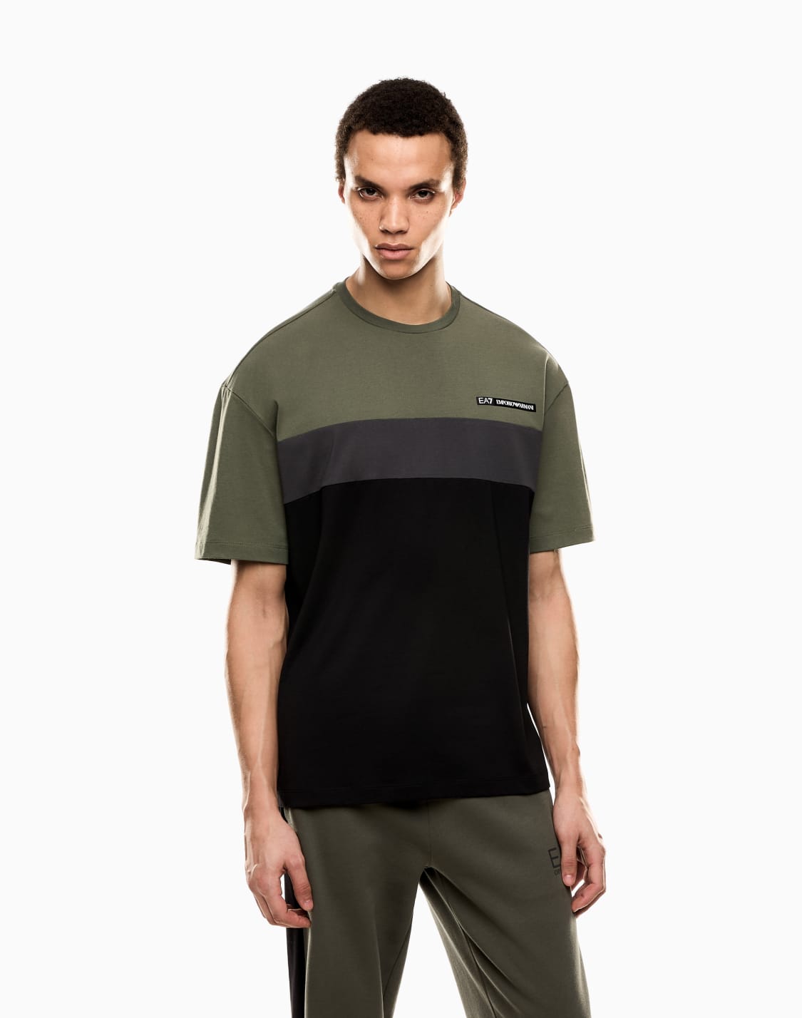 athletic-colour-block-cotton-blend-crew-neck-t-shirt-green--ea7