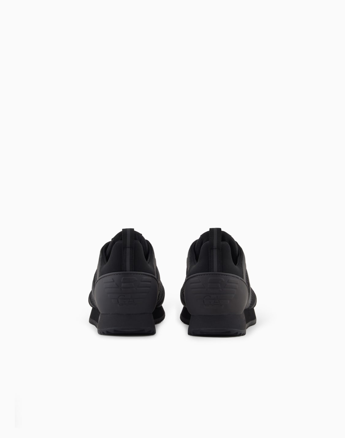 black-and-white-laces-sneakers-black--ea7