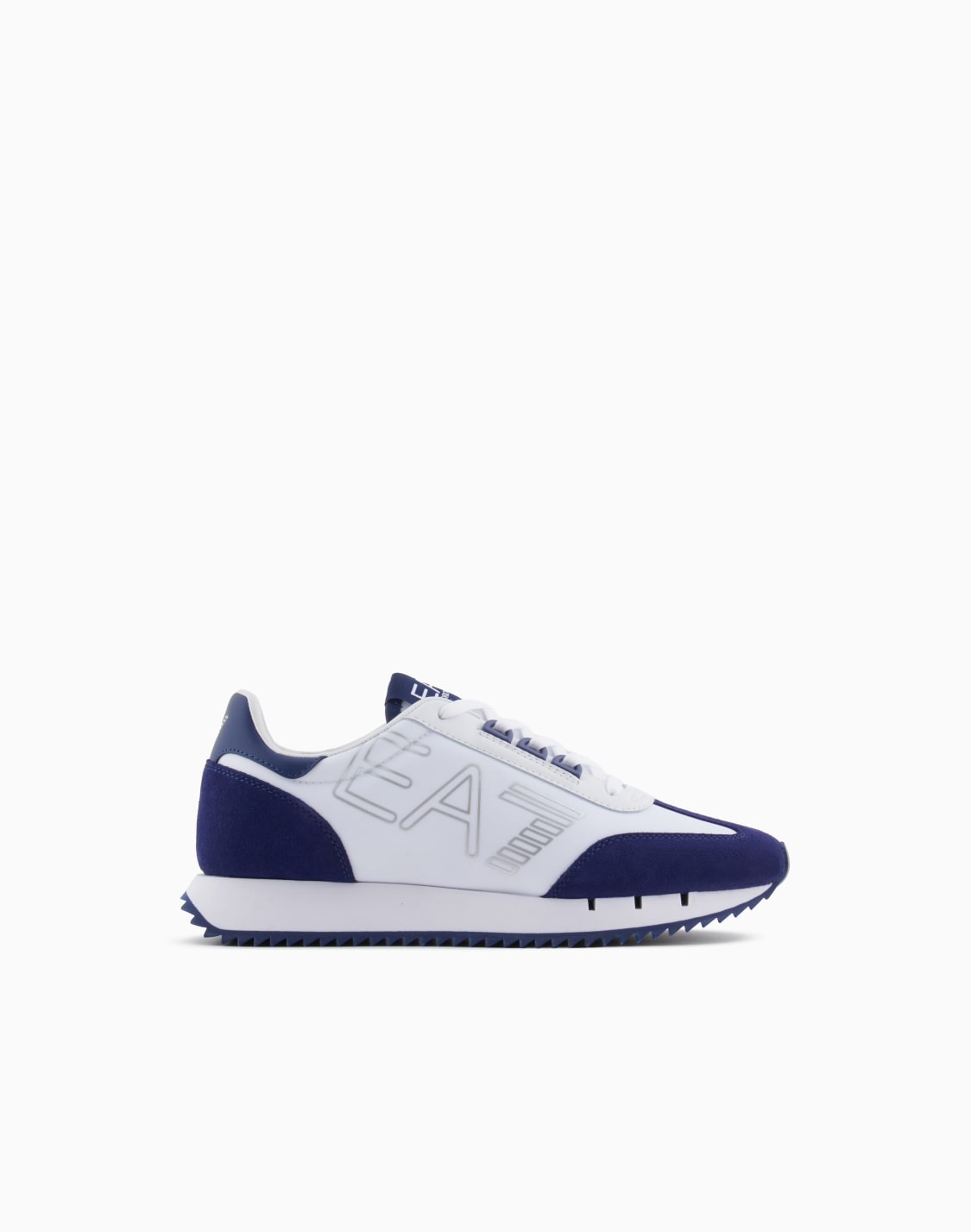 black-and-white-vintage-sneakers-white--ea7